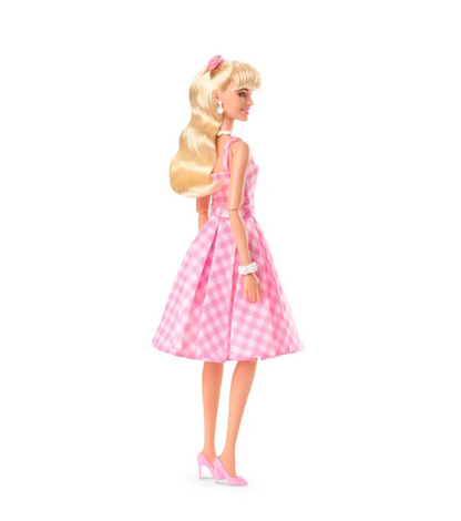 Barbie The Movie: Muñeca de Colección Margot Robbie (Vestido Rosa a Cuadros)